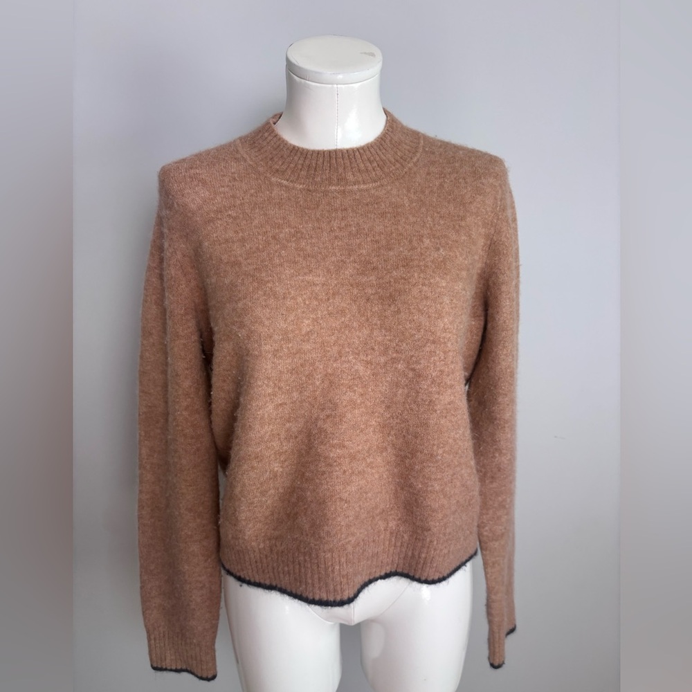 Vince Women's Tan Crew Neck Sweater